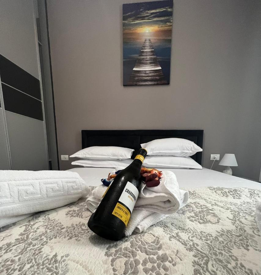 Năvodari Emi Apartment Mamaia מראה חיצוני תמונה